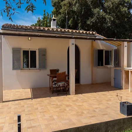 Villa In Central Location Villa Pollenca