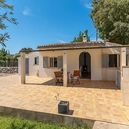 Villa Villa In Central Location